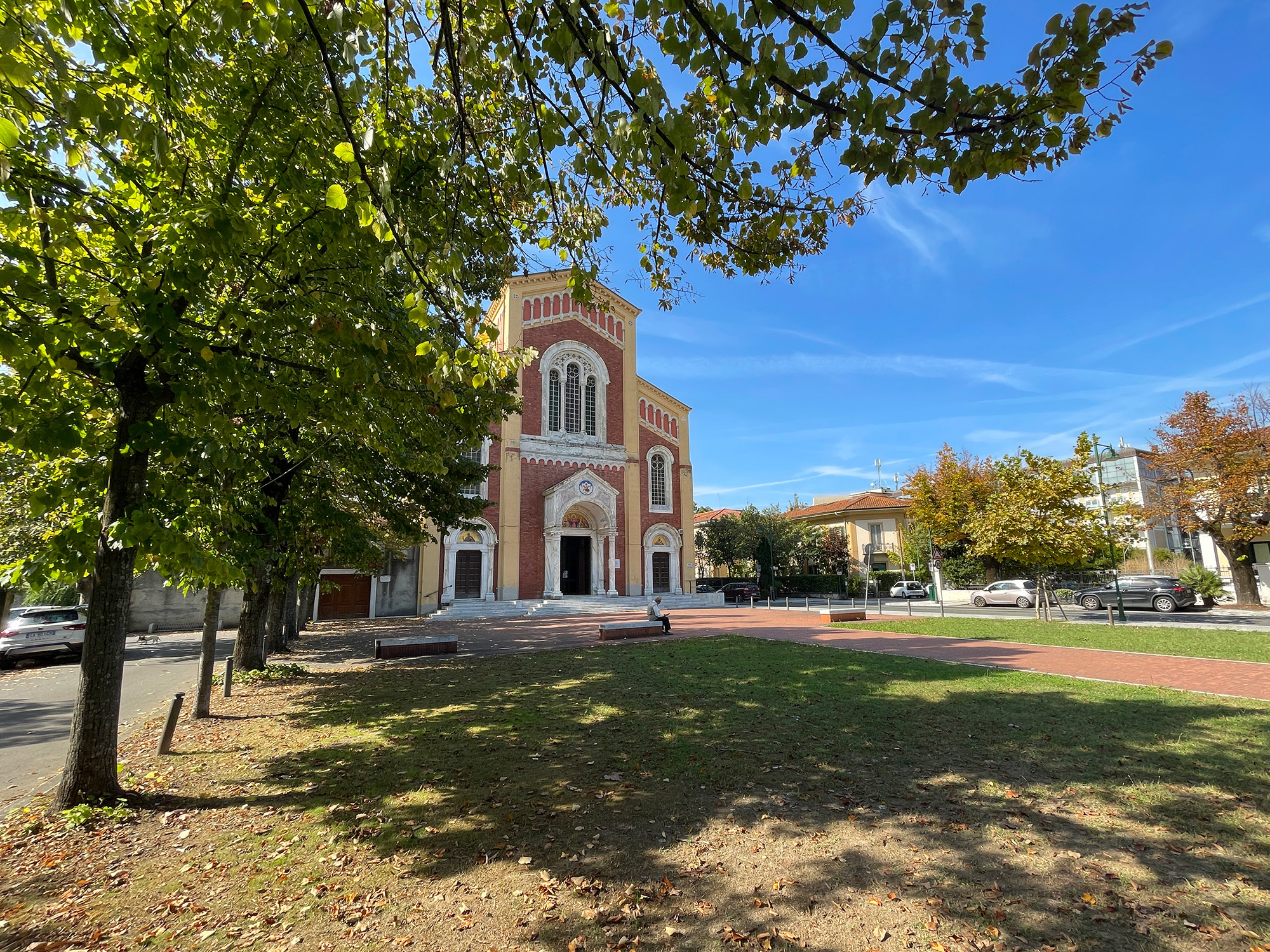 La chiesa di San Fnancesco a Vittoria Apuana